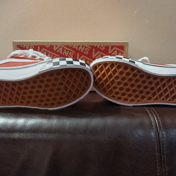 VANS- never worn size 12  Fillmore - Picture 5 of 5